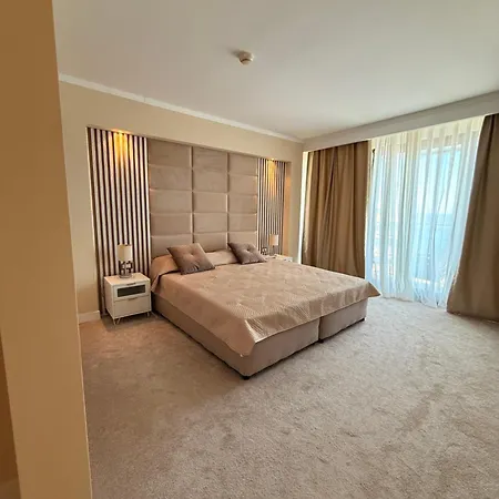 Sandy Bay 4*