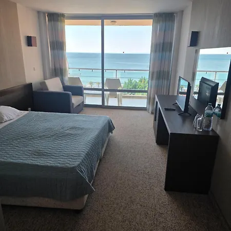 Hotel Sandy Bay 4*