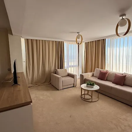 Sandy Bay מלון