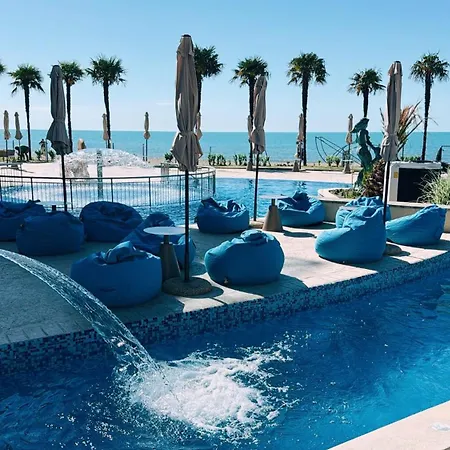 Sandy Bay מלון