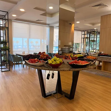 Sandy Bay Hotel