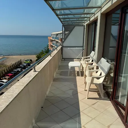 Sandy Bay 4* Sveti Vlas